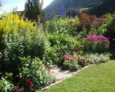 Guest house Haus Schuchter 4*