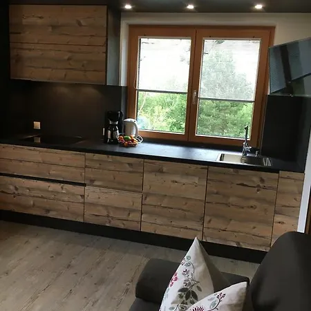 Haus Schuchter Guest house