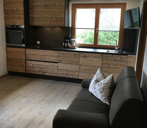 בית הארחה Haus Schuchter 3*